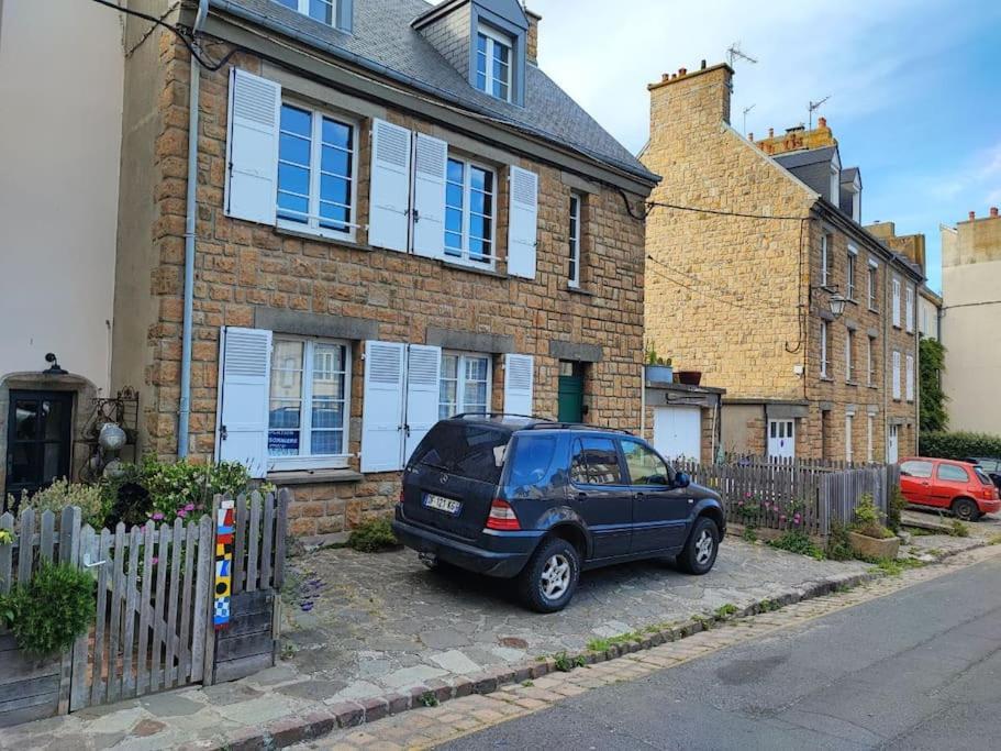 Maison Du Cap Lihou, Duplex Au 1Er Et 2Eme Etage Mansarde, Quartier Historique, Granville Exterior foto